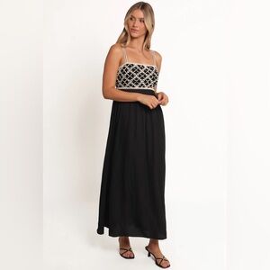 Petal & Pup YSABEL MAXI DRESS - BLACK/NATURAL